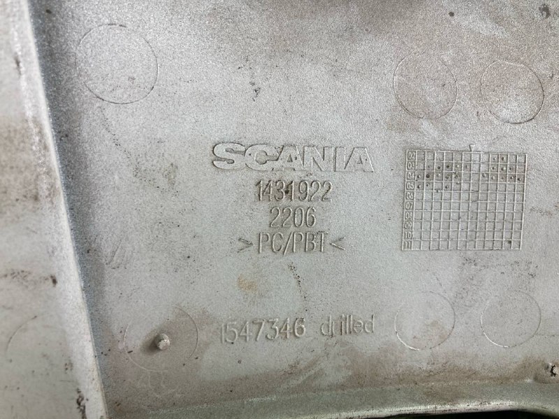 Крышка фары SCANIA R420