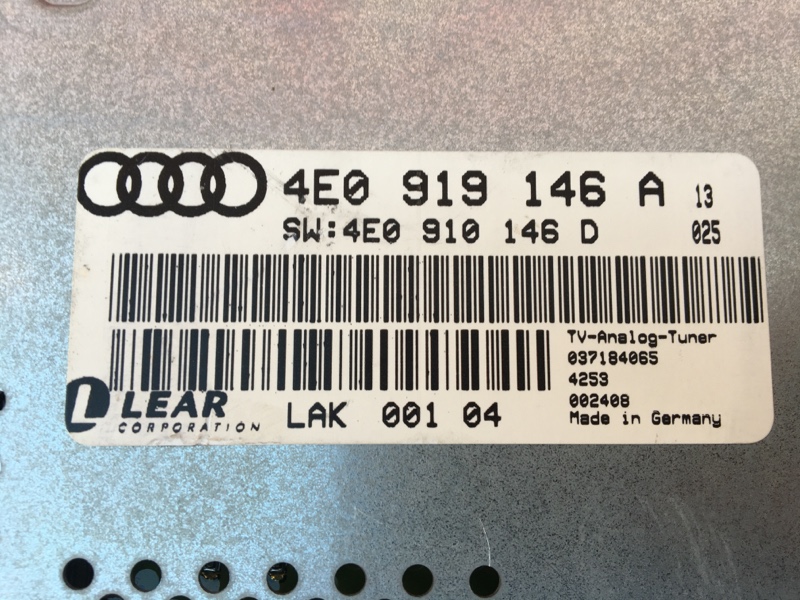 TV-тюнер на Audi A6 C6 4F / Ауди А6 С6 2006-2012г. Оригинал. В отличном состоянии. Целый. Без дефектов. Контрактная запчасть из Японии. Отправим в регионы ТК.