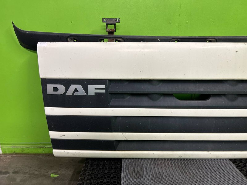 Решетка радиатора DAF XF105