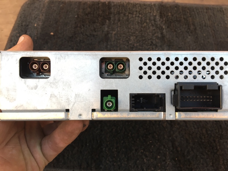 TV-тюнер на Audi A6 C6 4F / Ауди А6 С6 2006-2012г. Оригинал. В отличном состоянии. Целый. Без дефектов. Контрактная запчасть из Японии. Отправим в регионы ТК.
