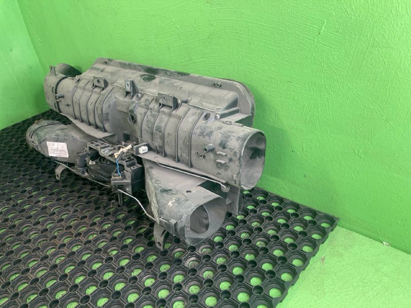 Корпус воздушной заслонки SCANIA R420