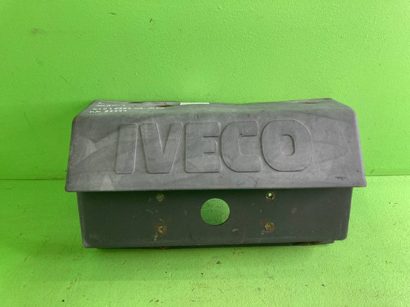 Кронштейн заднего фонаря IVECO STRALIS