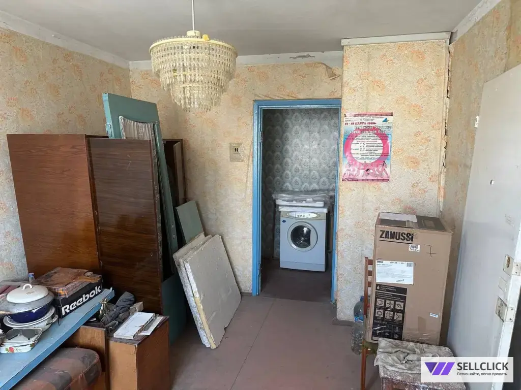 Продается трехкомнатная квартира в Ильичевском районе Мариуполя