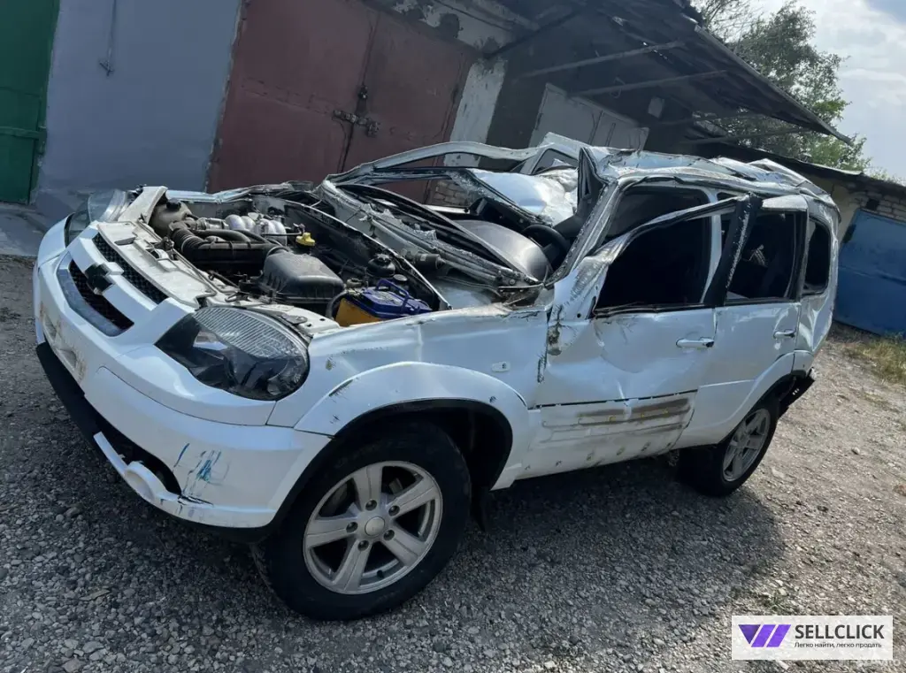 Нива Шевроле разбираю