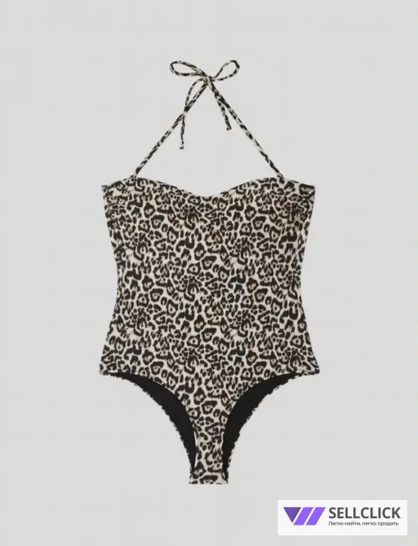 Сдельный купальник новый размер 40-42