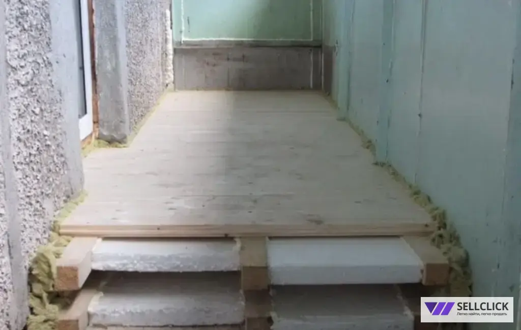 Ремонт полов и крыш под ключ