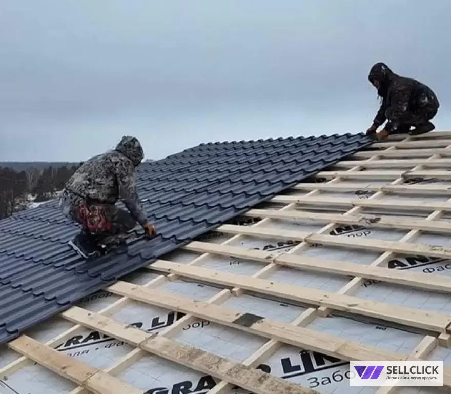 бригада кровельщиков