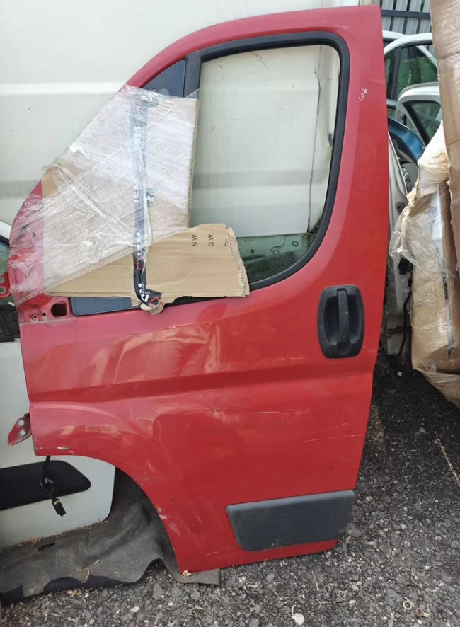 Левая дверь водительская Пежо Боксер