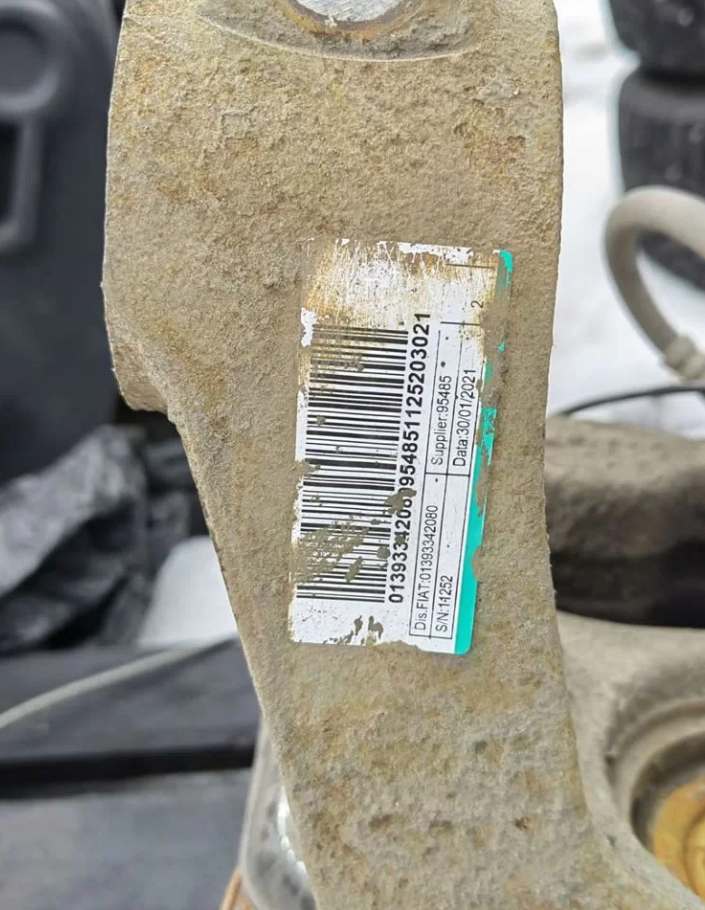 Кулак поворотный со ступицей Пежо Боксер