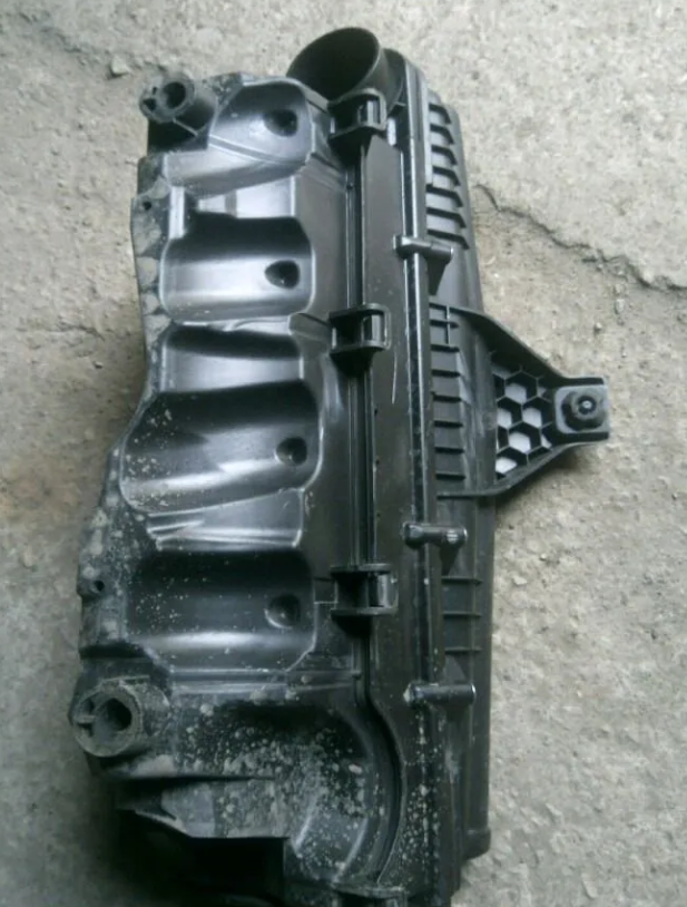 Корпус воздушного фильтра салона Пежо партнёр Ситр