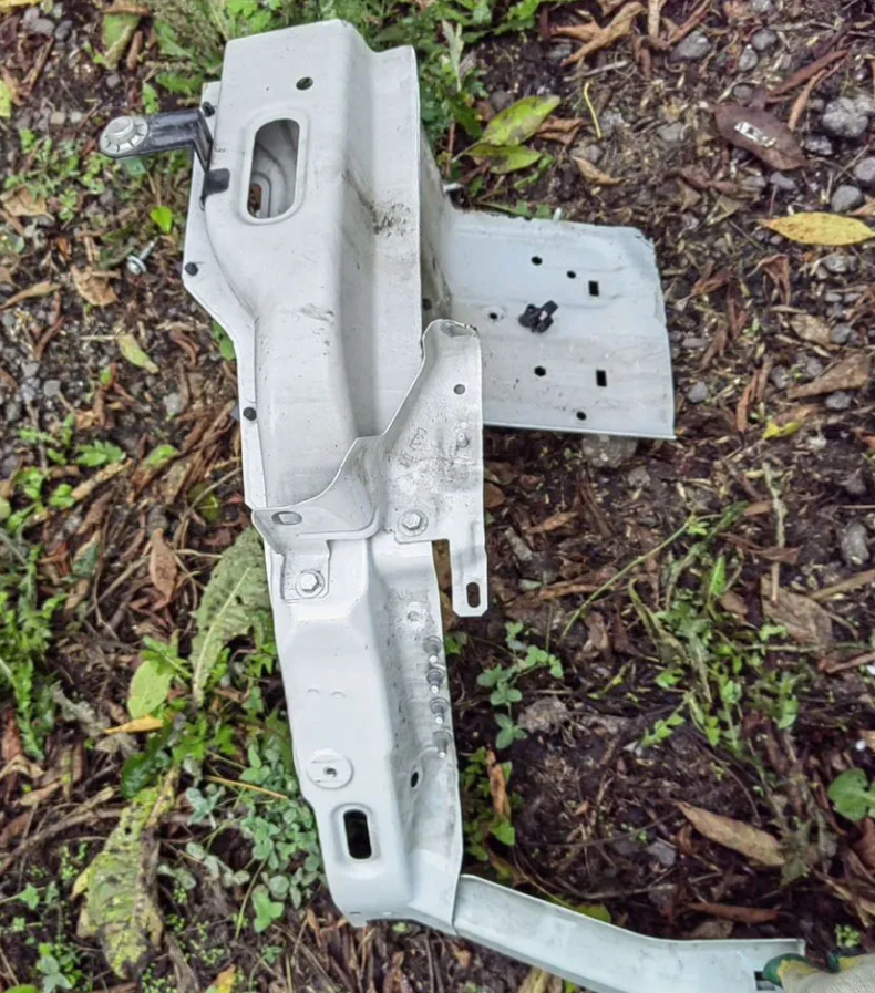 Банан левый (лонжерон ) Пежо Боксер 290