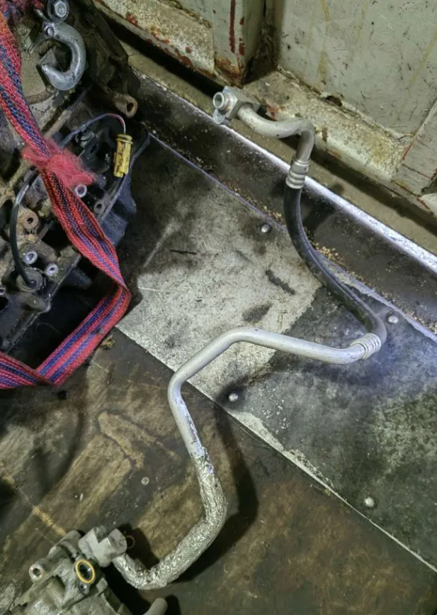 Трубка кондиционера Ситроен Джампер