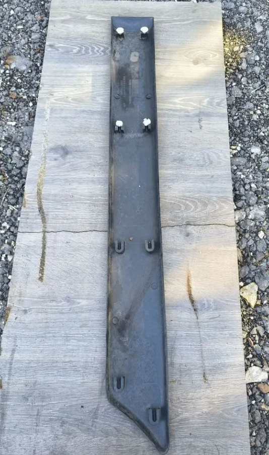 Накладка задняя правая Пежо партнёр м59