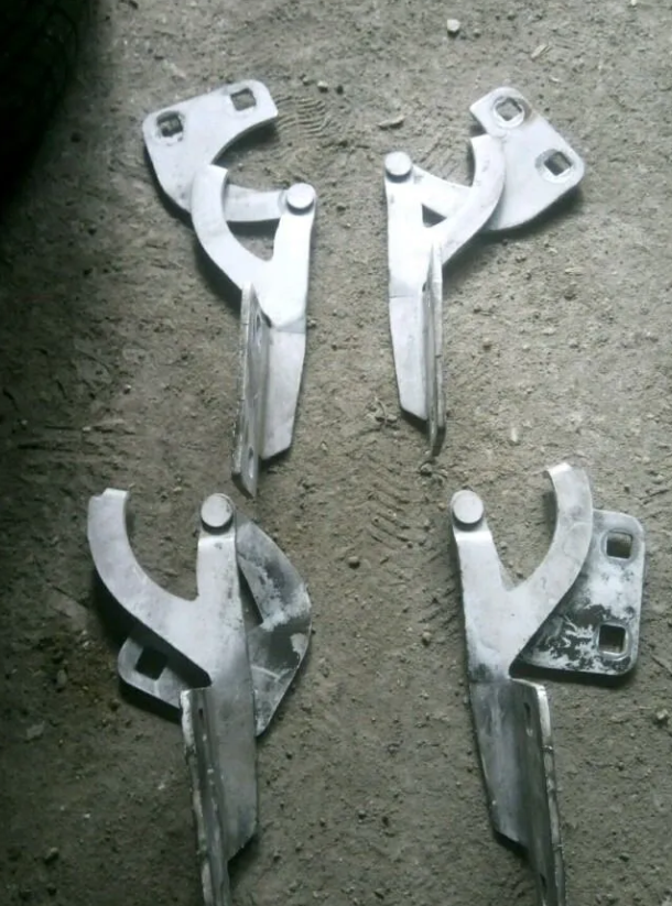 Петли капота Ситроен берлинго Пежо партнёр м59