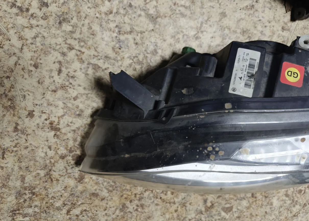 Фара левая Ситроен Джампер 290