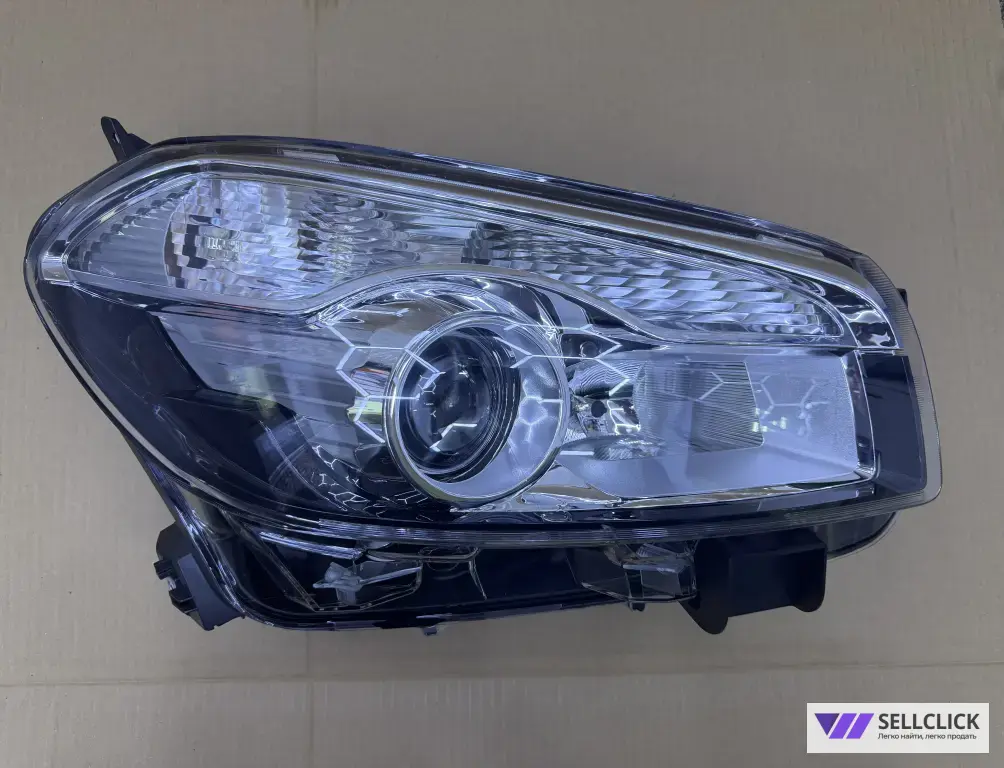 Фара правая ксенон в сборе Nissan Qashqai J10 2010