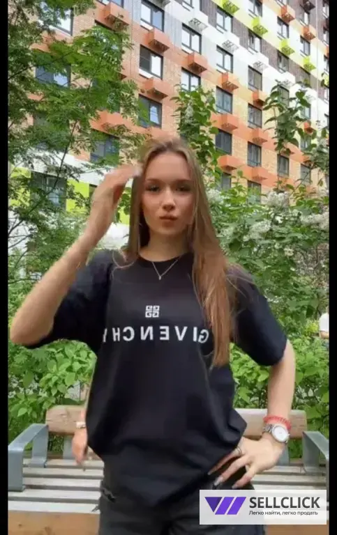 Футболка Givenchy