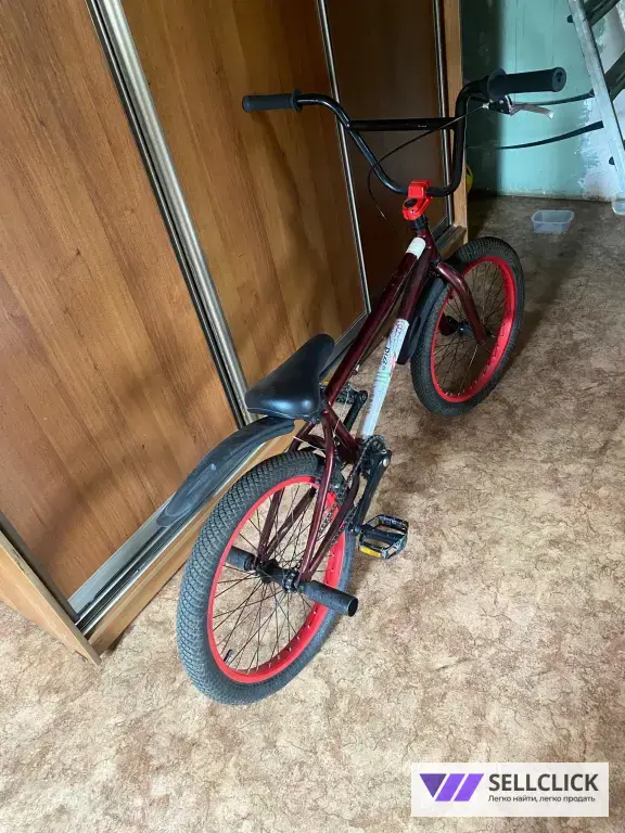 Трюковой велосипед BMX