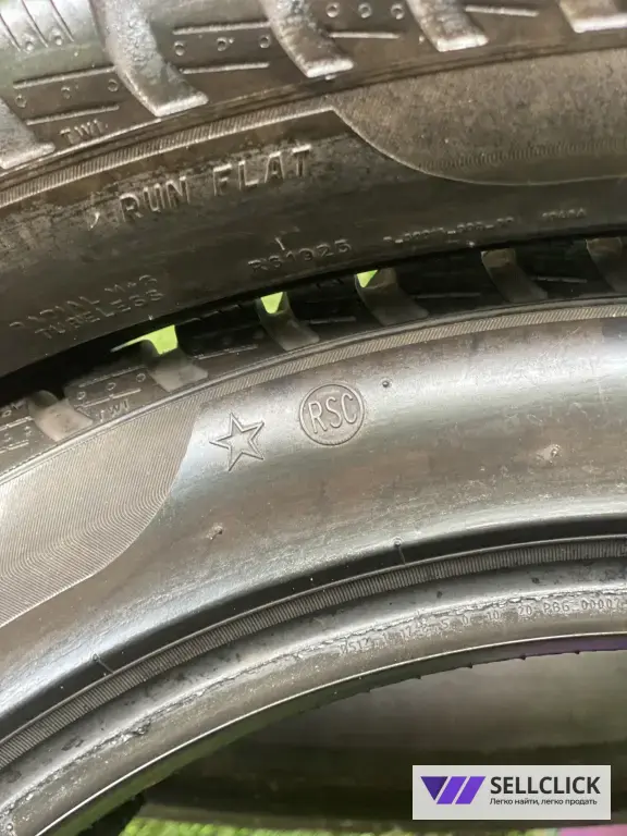 275/40 r20 Pirelli scorpion winter run flat