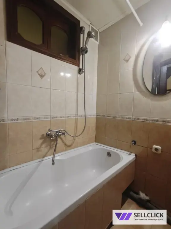 Квартира 2 комнаты, 42 м², 3/5 эт., Агент