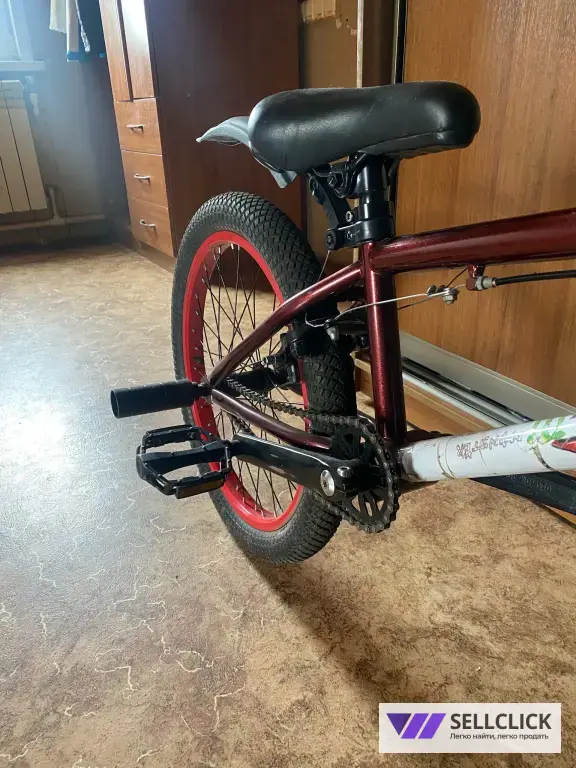 Трюковой велосипед BMX