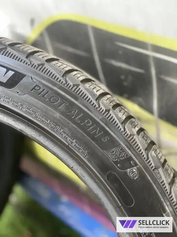 295/35 r20 Michelin Pilot Alpin5 M01