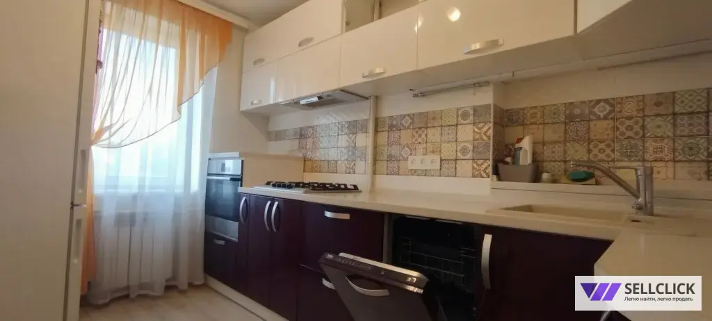 Квартира 3 комнаты, 59 м², 6/9 эт., Агент