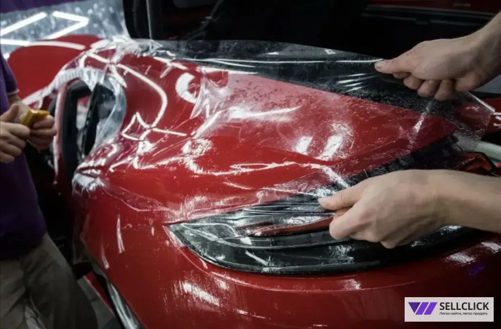 Оклейка автомобиля плёнкой бронирование