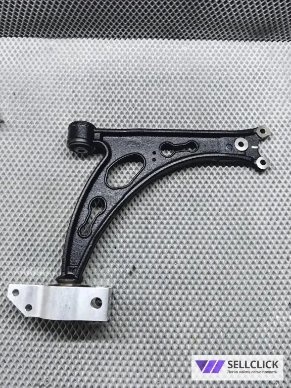 Комплект передних рычагов VW, skoda, audi