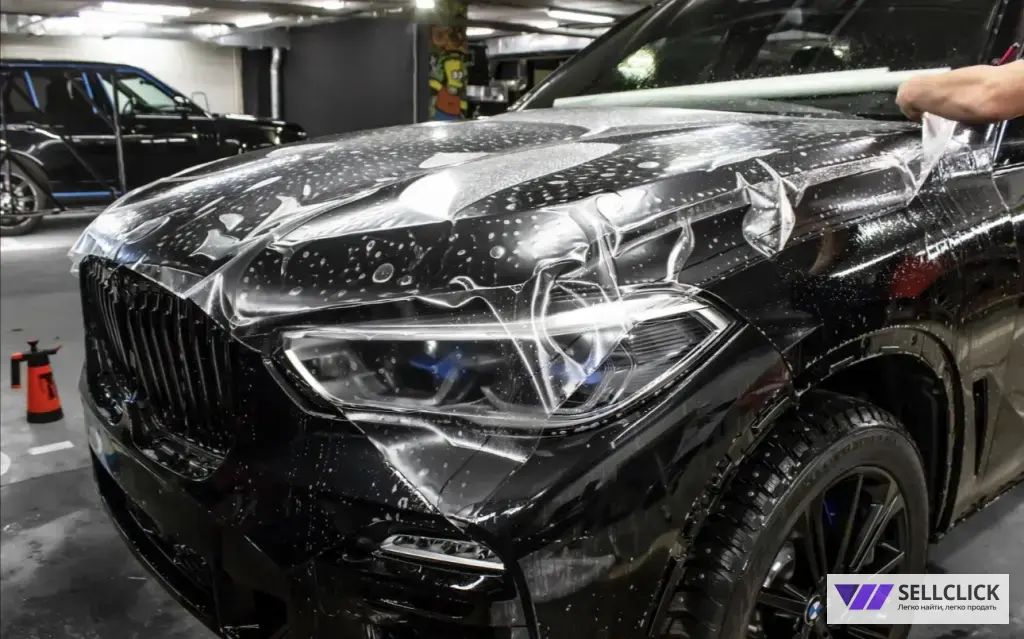 Оклейка автомобиля плёнкой бронирование