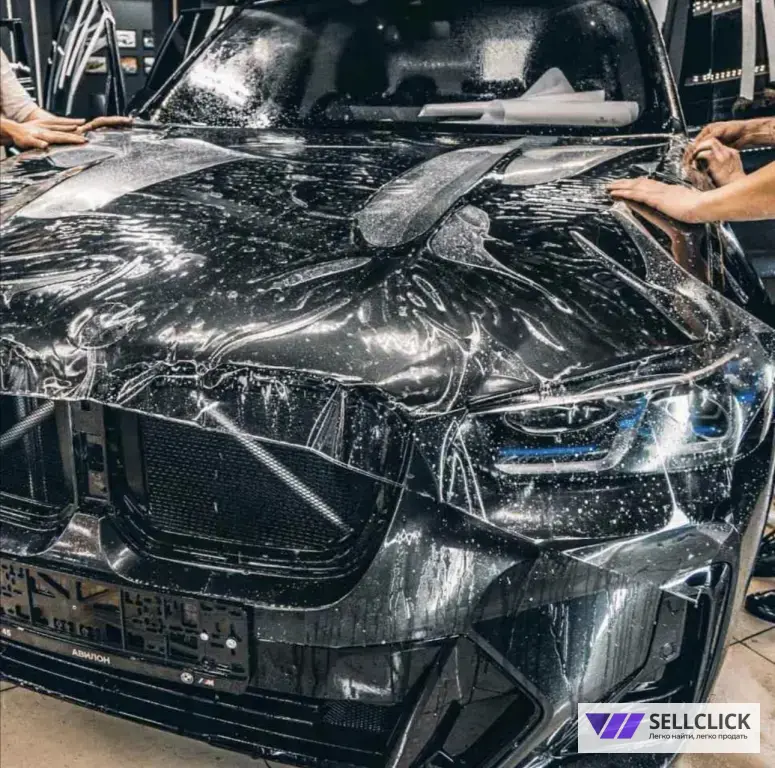 Оклейка автомобиля плёнкой бронирование