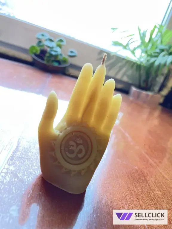 Свеча с гравировкой ОМ