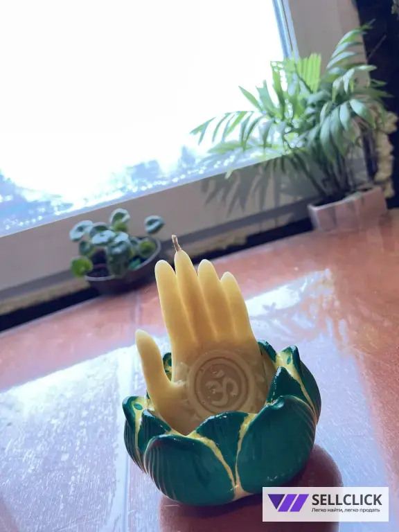 Свеча с гравировкой ОМ