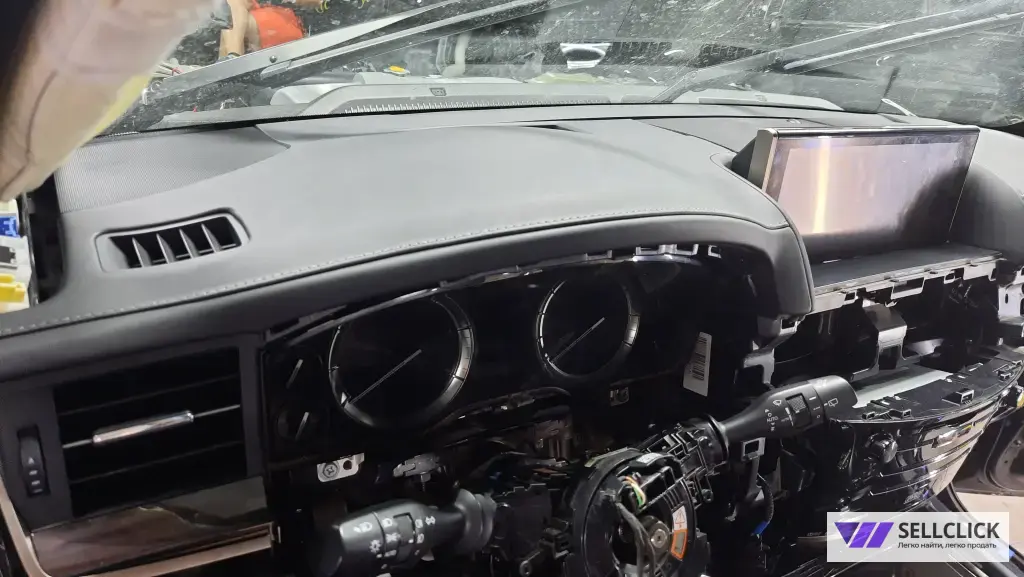 Перетяжка салона авто