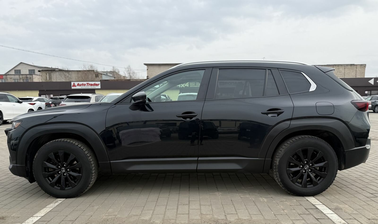 Mazda CX-50, I Travel Внедорожник 5 дв. 2022 Черный 2.5 AT (188 л.с.) 4WD 74485 км