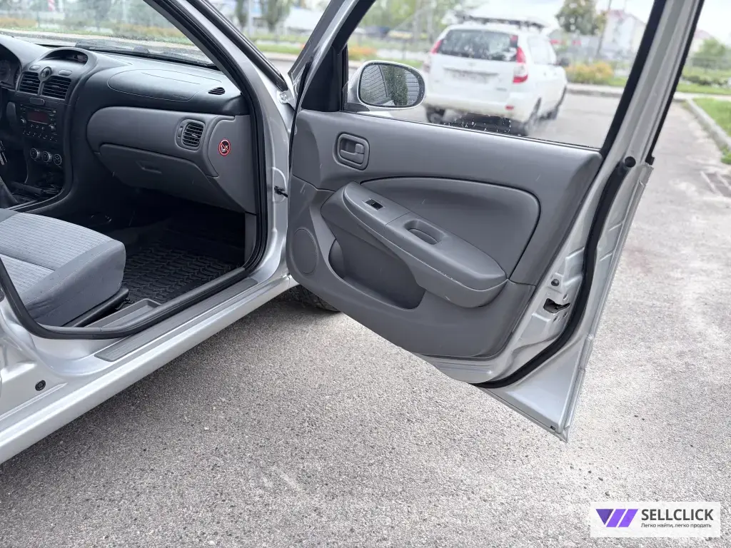 Nissan Almera Classic 1.6 Механическая, 2012, 270500 км