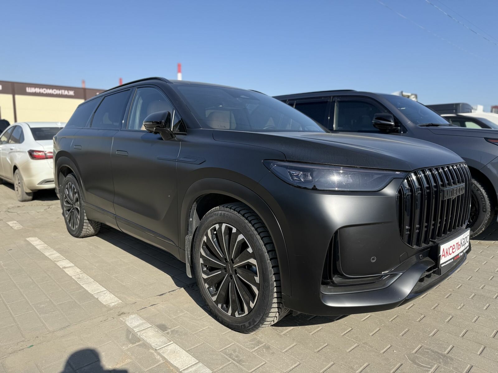 Jaecoo J8, I Престиж + Внедорожник 5 дв. 2024 Черный 2.0 AMT (249 л.с.) 4WD 39800 км