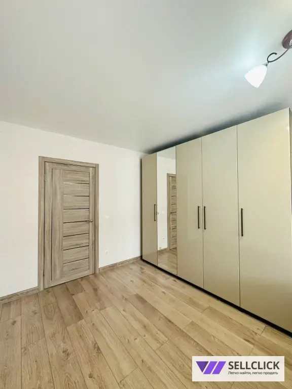 Квартира 3 комнаты, 75 м², 15/18 эт., Агент