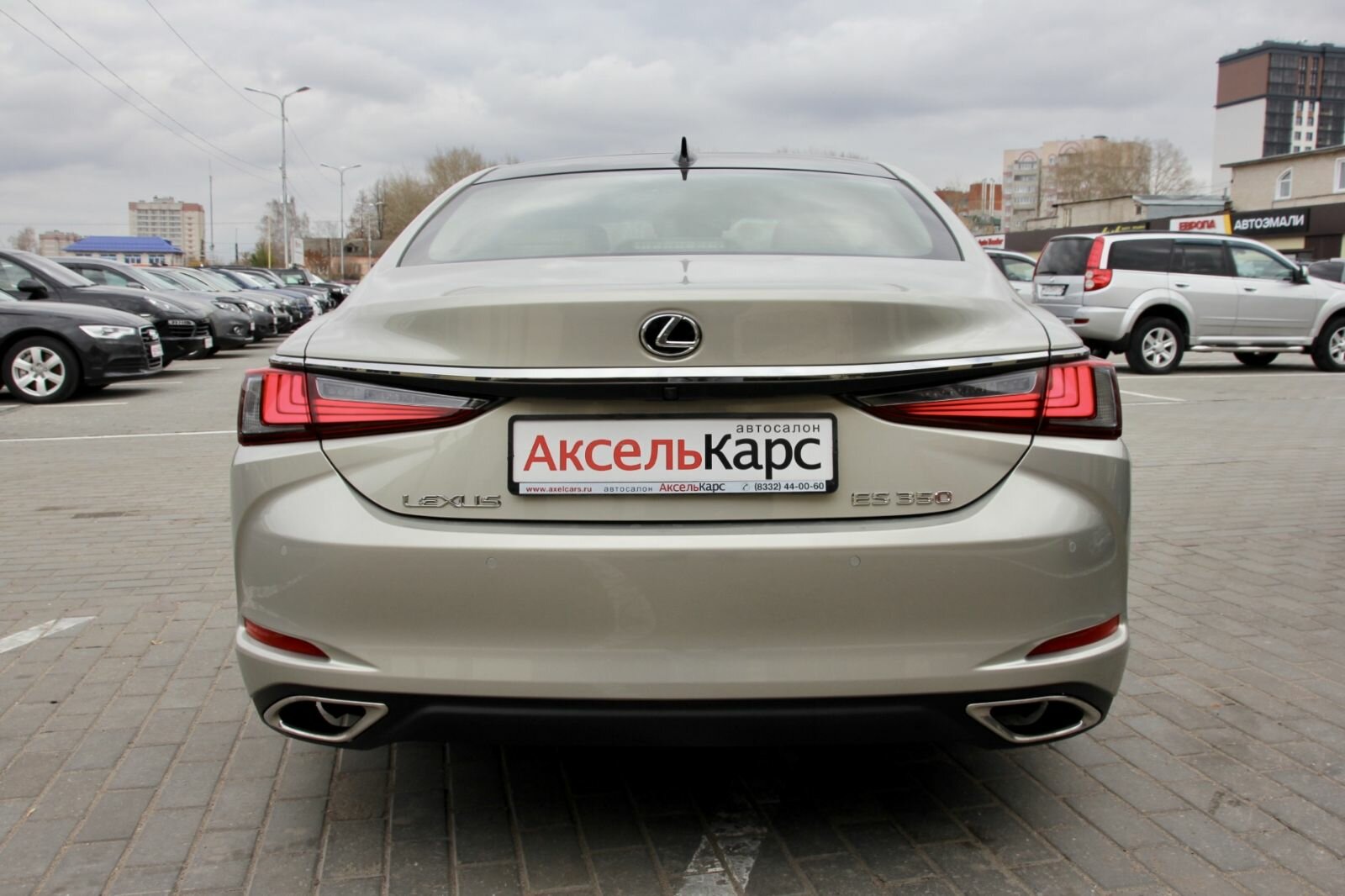 Lexus ES, VII Luxury Седан 2019 Бежевый 350 3.5 AT (249 л.с.) 35553 км