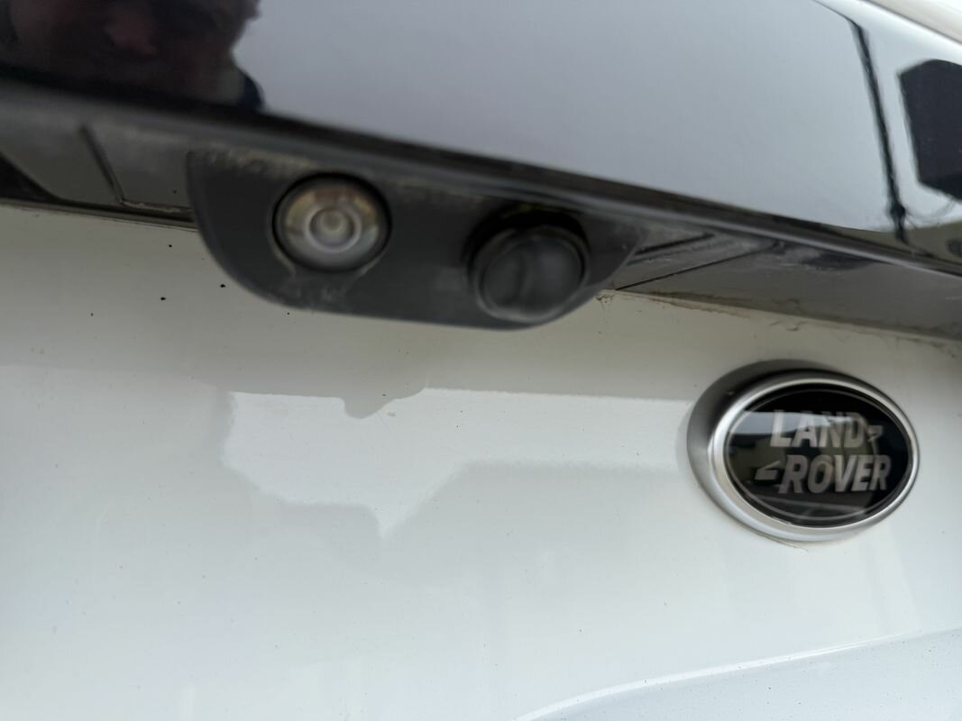 Land Rover Discovery, V Landmark Внедорожник 5 дв. 2018 Белый 3.0d AT (249 л.с.) 4WD 168010 км