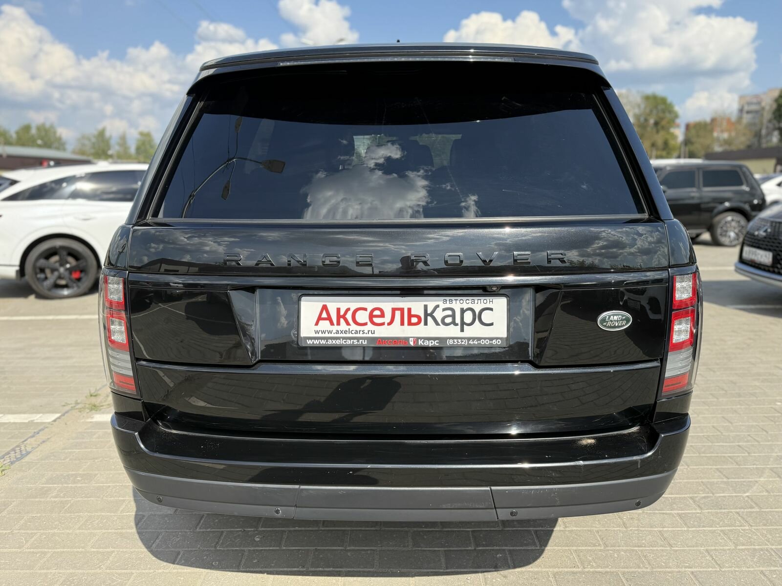 Land Rover Range Rover, IV Vogue Внедорожник 5 дв. 2015 Черный 3.0d AT (248 л.с.) 4WD 218001 км