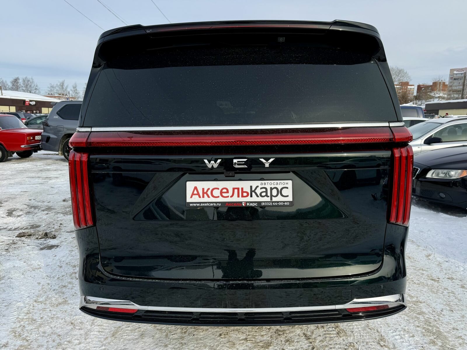 Wey 80, I Премиум Лаундж Минивэн 2024 Зеленый 44.28 kWh 1.5hyb AT (487 л.с.) 4WD 14244 км