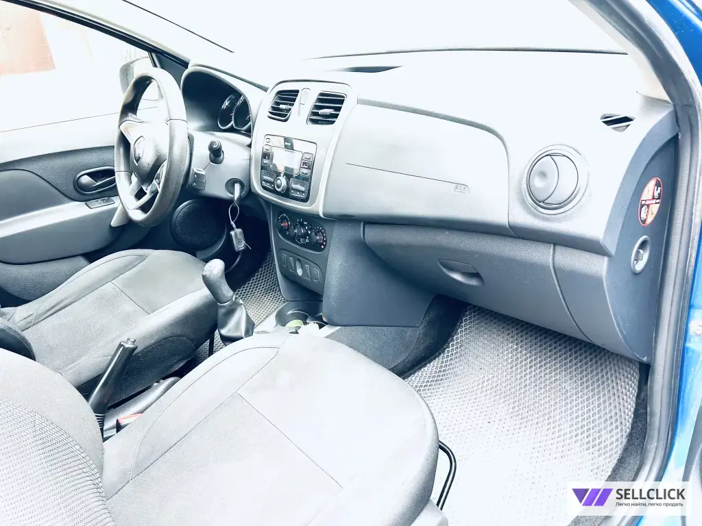Renault Logan 1,6 Механическая, 2019, 155000 км