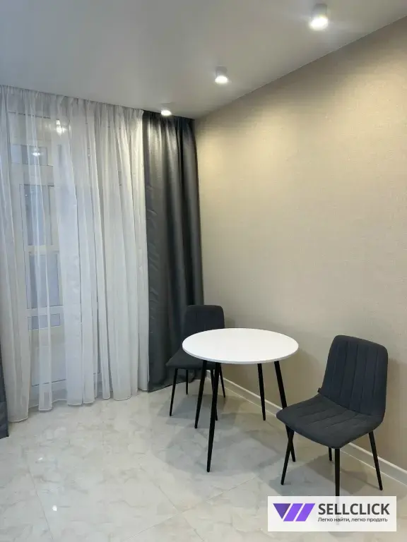Квартира 1 комната, 36 м², 8/12 эт., Агент
