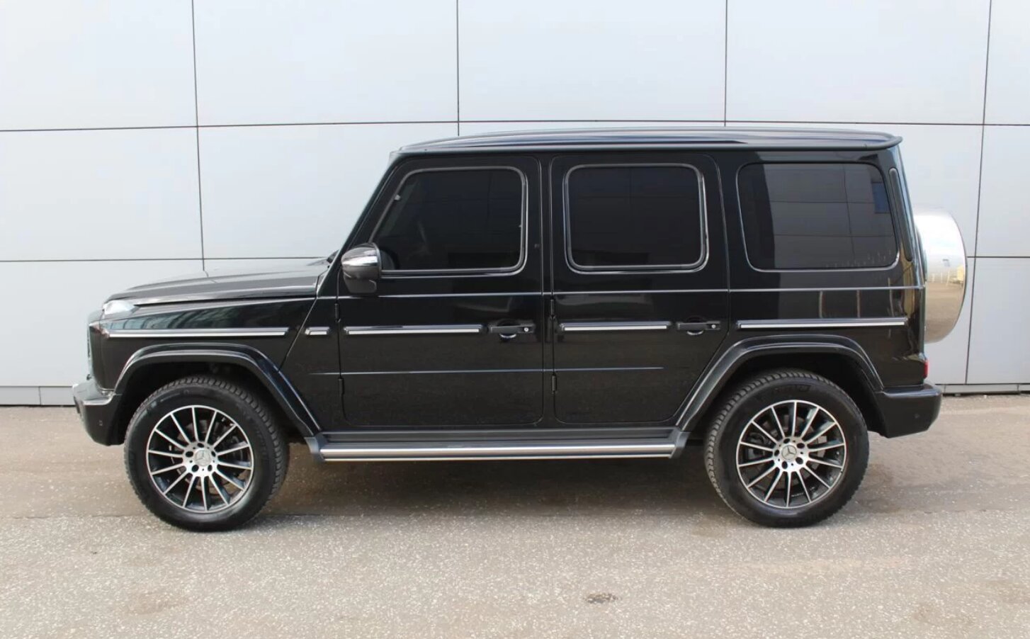 Mercedes-Benz G-Класс, III (W463) G 350 d Внедорожник 5 дв. 2021 Черный 350 d 2.9d AT (249 л.с.) 4WD 112000 км