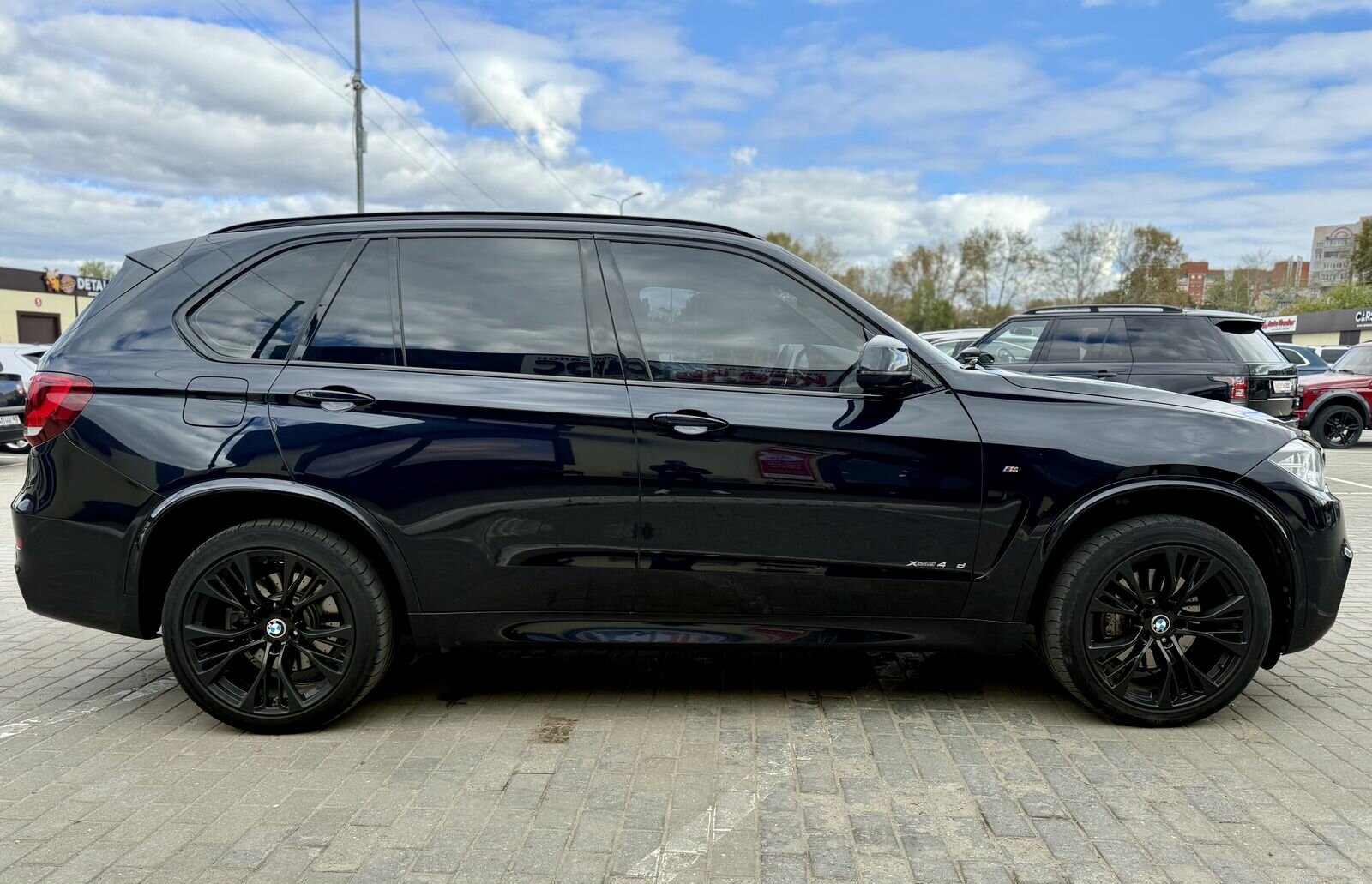 BMW X5, III (F15) xDrive40d M Sport Внедорожник 5 дв. 2014 Черный 40d 3.0d AT (313 л.с.) 4WD 171615 км