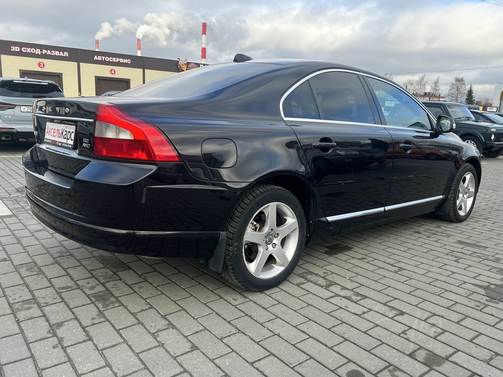 Volvo S80, II Премиум Плюс Седан 2008 Черный 3.2 AT (238 л.с.) 4WD 270000 км