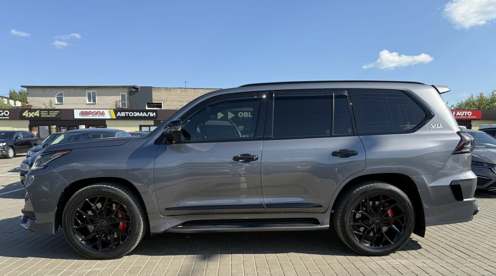 Lexus LX, III Рестайлинг 2 Heritage Black Vision V8 Внедорожник 5 дв. 2020 Серый 570 5.7 AT (367 л.с.) 4WD 65241 км