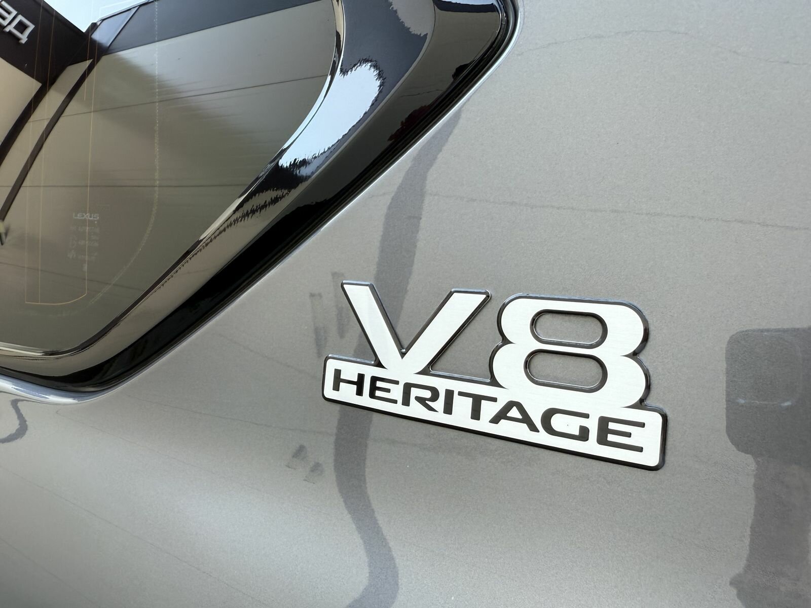 Lexus LX, III Рестайлинг 2 Heritage Black Vision V8 Внедорожник 5 дв. 2020 Серый 570 5.7 AT (367 л.с.) 4WD 65241 км
