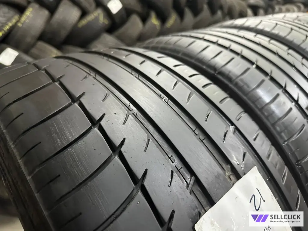 Triangle Sportex TSH11 245/40 R20 и 275/35 R20 102Y